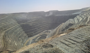 Gold mine pit